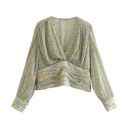 Stylish pullover designed for comfort and elegance, perfect addition to your wardrobe