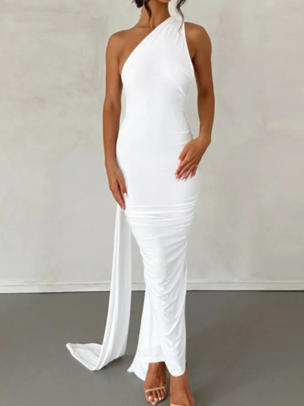 Backless One-Shoulder Ruched Bodycon Maxi Dress.