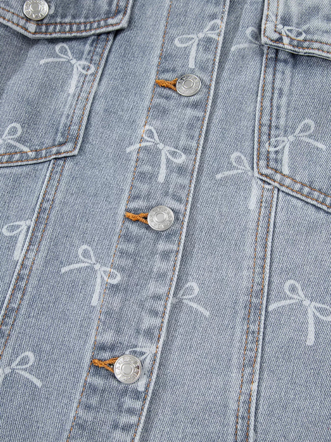 Bow Knot Print Light Wash Raw Hem Denim Jacket.