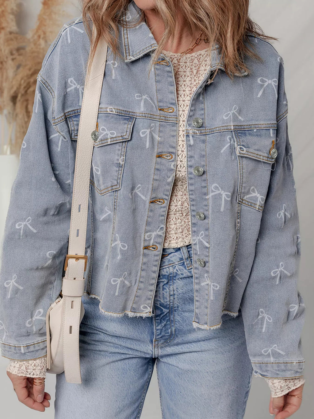 Bow Knot Print Light Wash Raw Hem Denim Jacket.