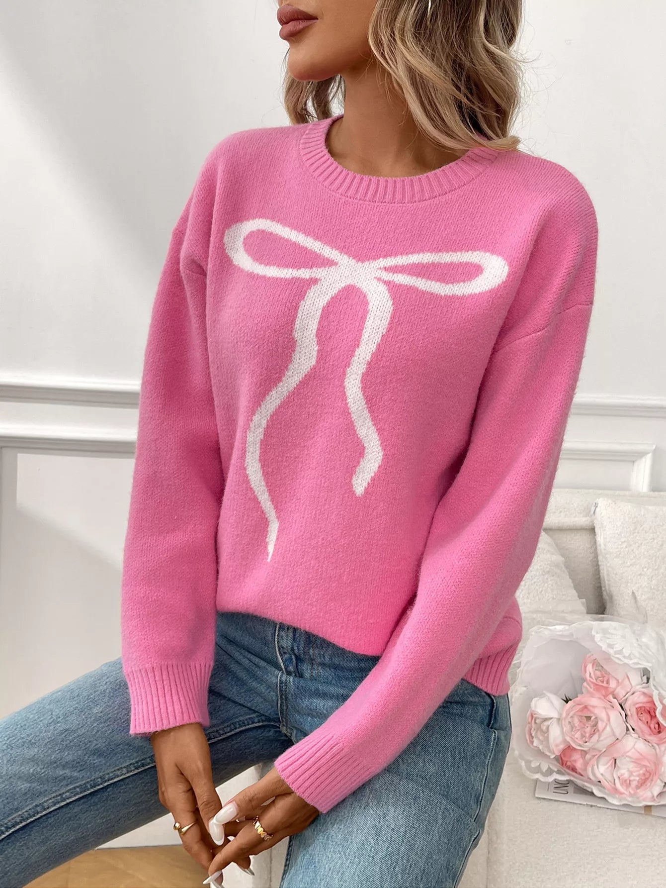 Bow Round Neck Long Sleeve Sweater.