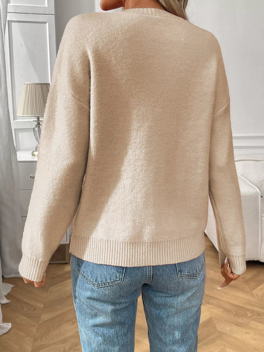 Bow Round Neck Long Sleeve Sweater.