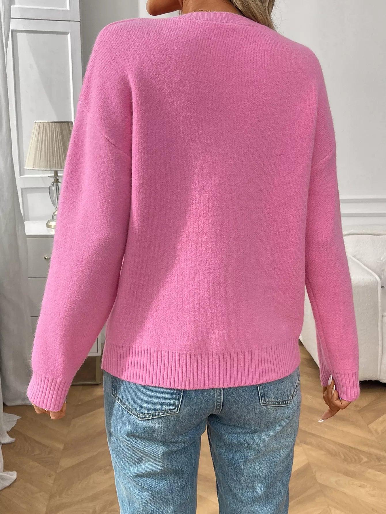 Bow Round Neck Long Sleeve Sweater.