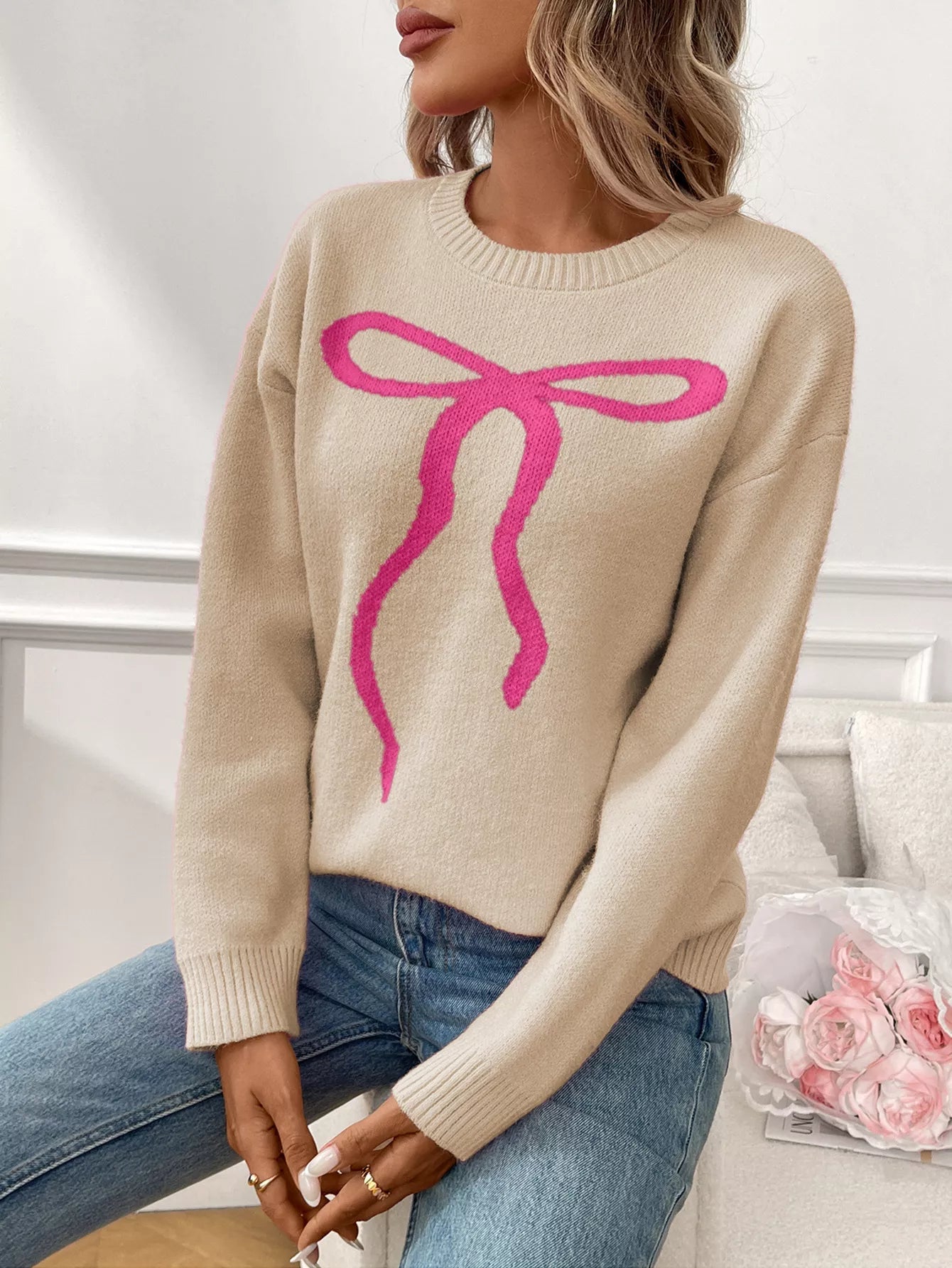 Bow Round Neck Long Sleeve Sweater.