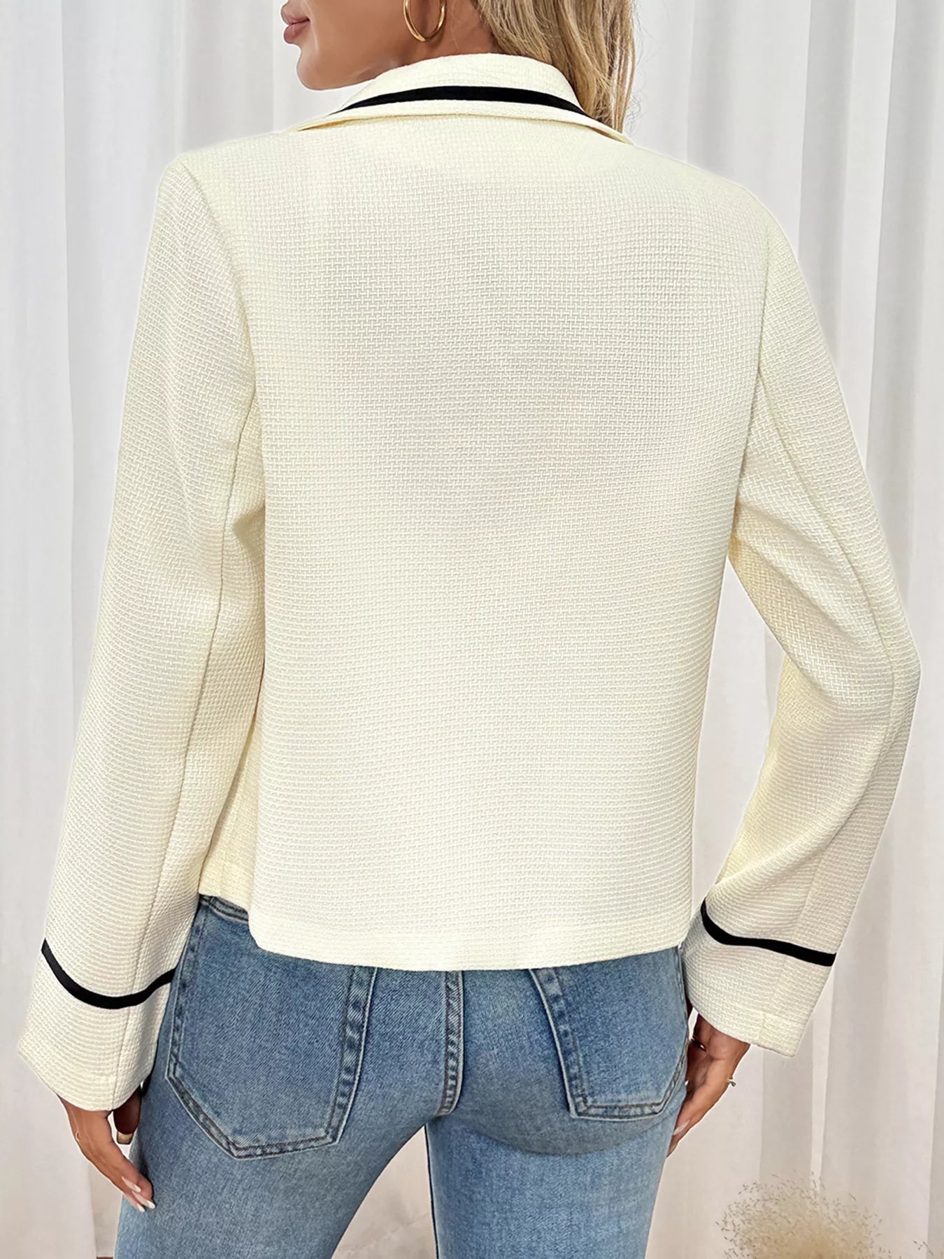 Contrast Trim Button-Up Blazer.