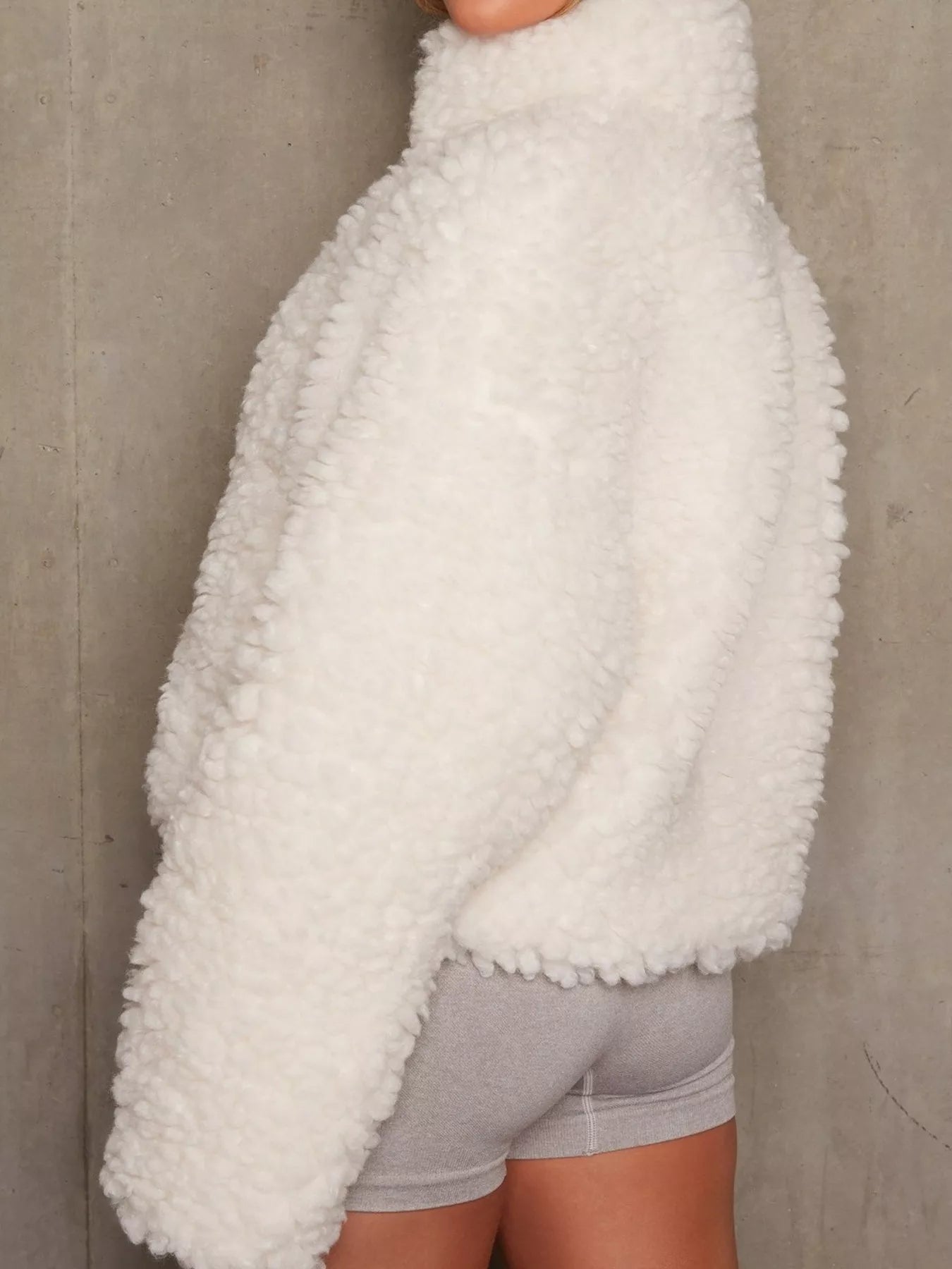 Cozy Zip Up Cropped Sherpa Jacket.