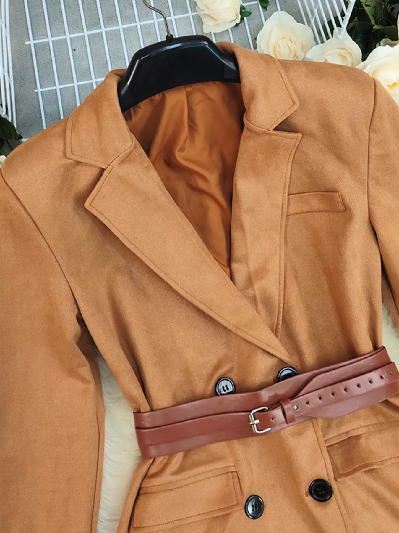 Double-Breasted Lapel Collar Blazer.