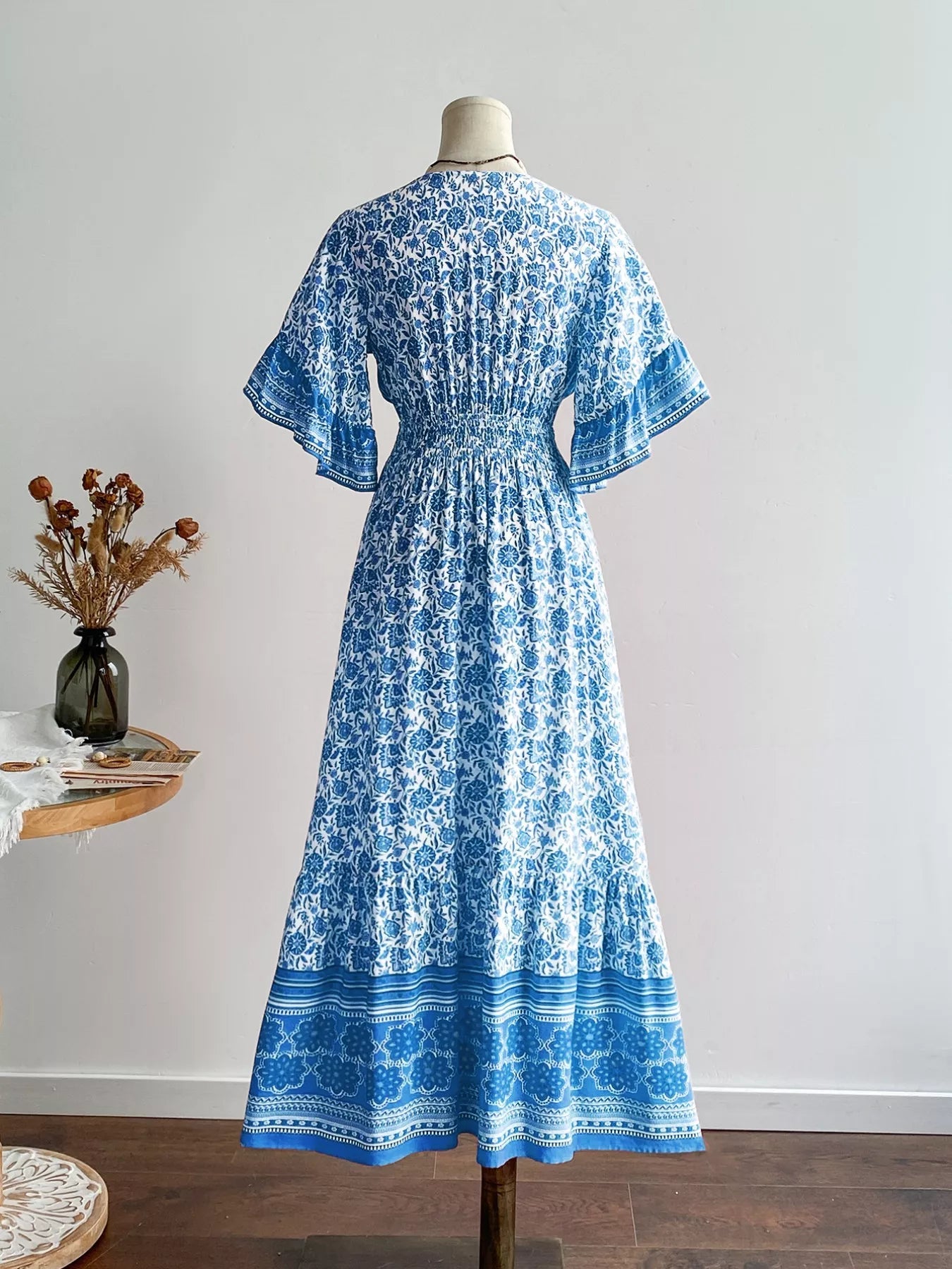 Floral Print Flounce Sleeve Dress.