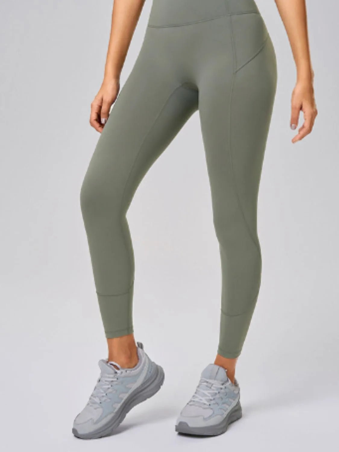 High waist active leggings designed for optimal comfort and performance during workouts