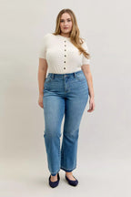 Bootcut jeans offering a perfect fit, stylish and comfortable bootcut jeans for every occasion.