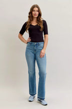 Bootcut jeans offering a perfect fit, stylish and comfortable bootcut jeans for every occasion.