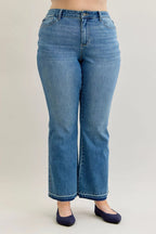 Bootcut jeans offering a perfect fit, stylish and comfortable bootcut jeans for every occasion.