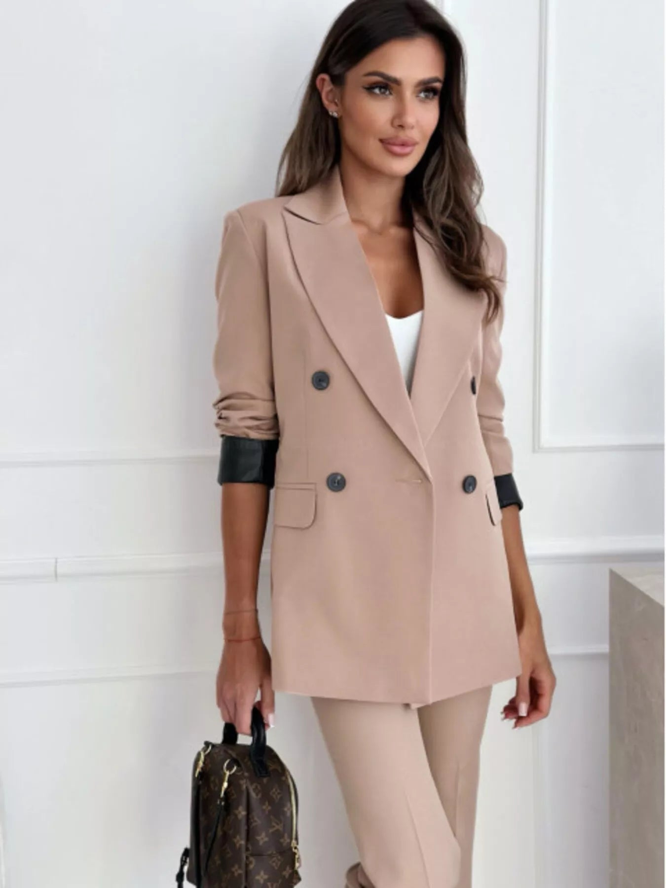 Lapel Collar Long Sleeve Blazer.