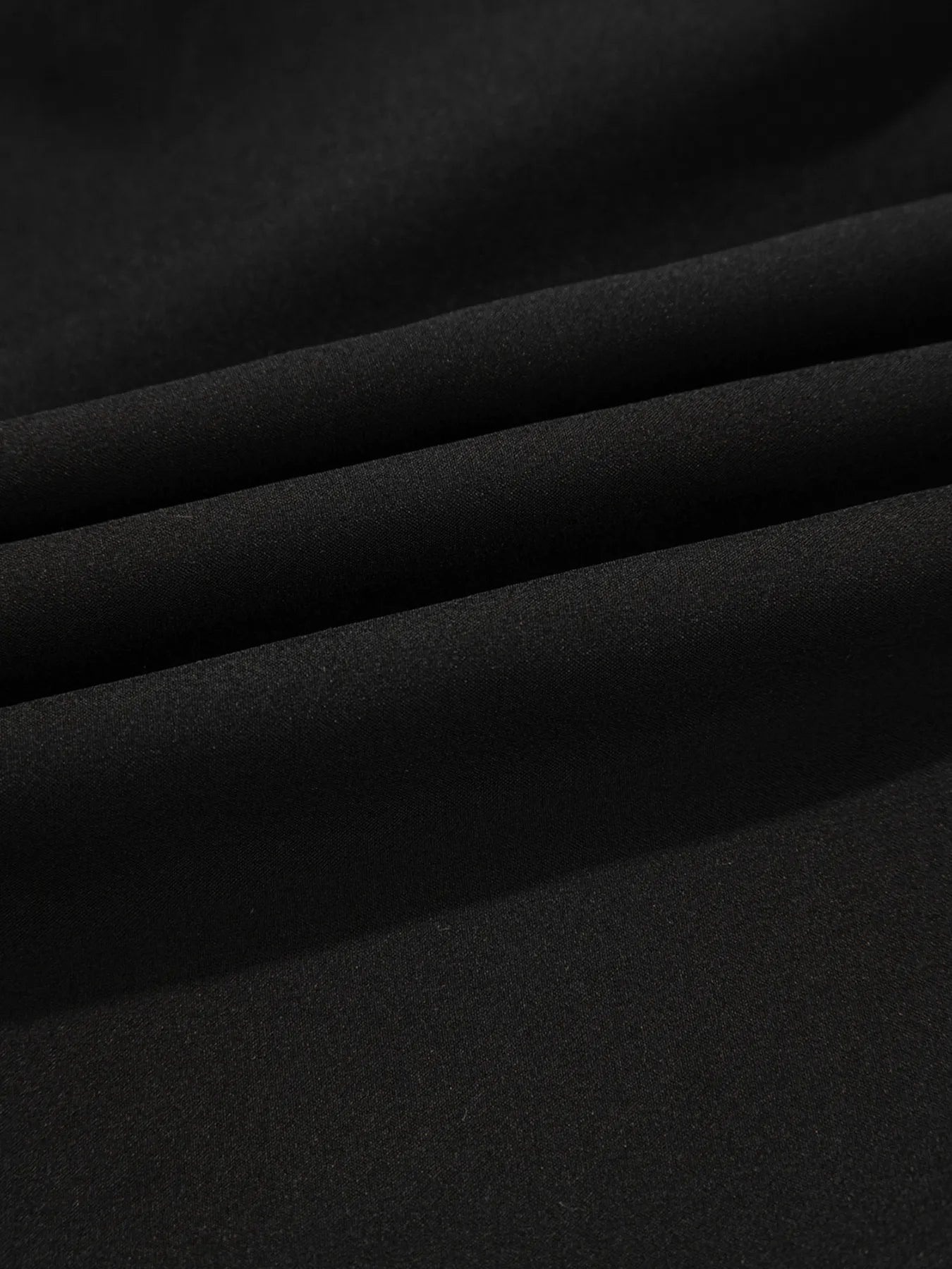 Elegant ruffle shorts perfect for formal occasions, combining style and comfort with a chic design.