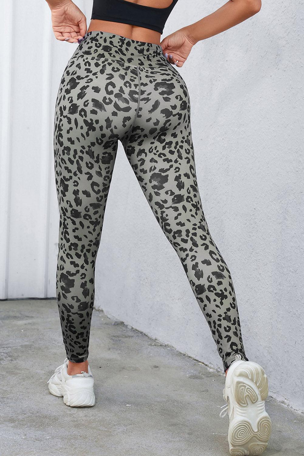 Leopard print leggings with a wide waistband for comfortable and stylish wear