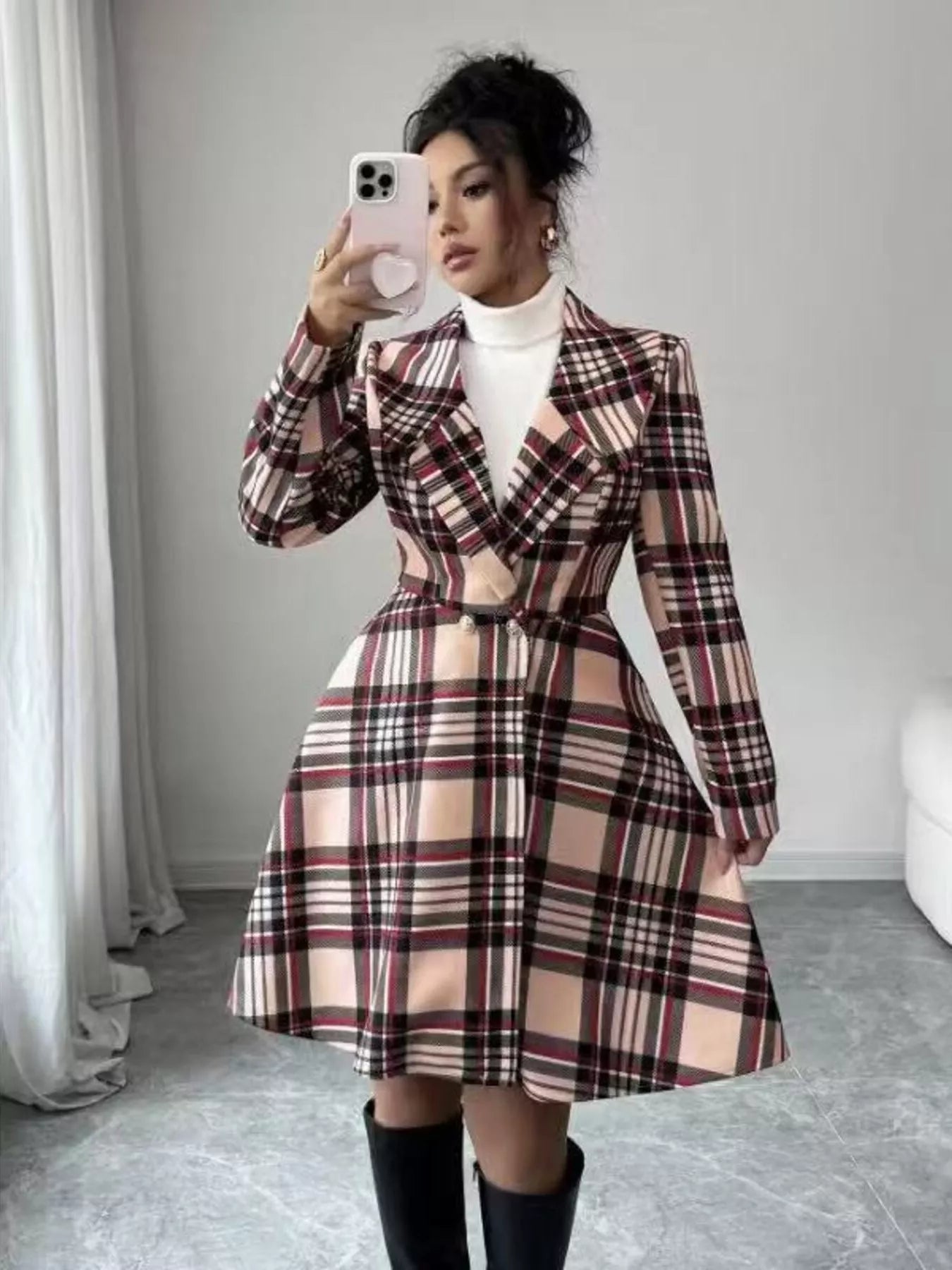 Plaid Button Up Long Sleeve Coat.