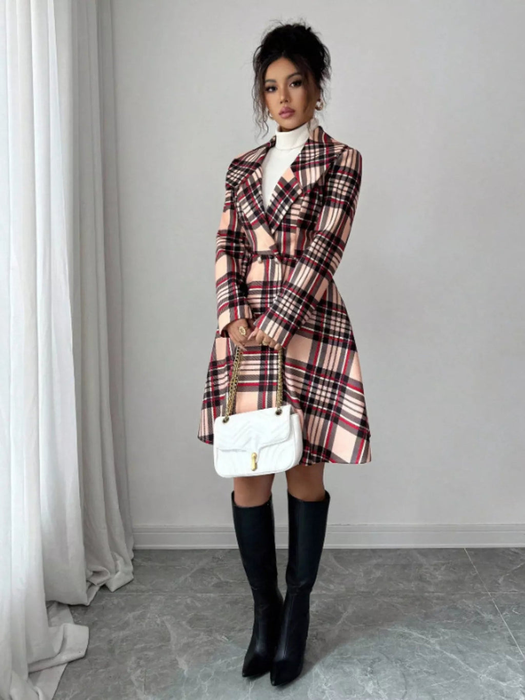 Plaid Button Up Long Sleeve Coat.