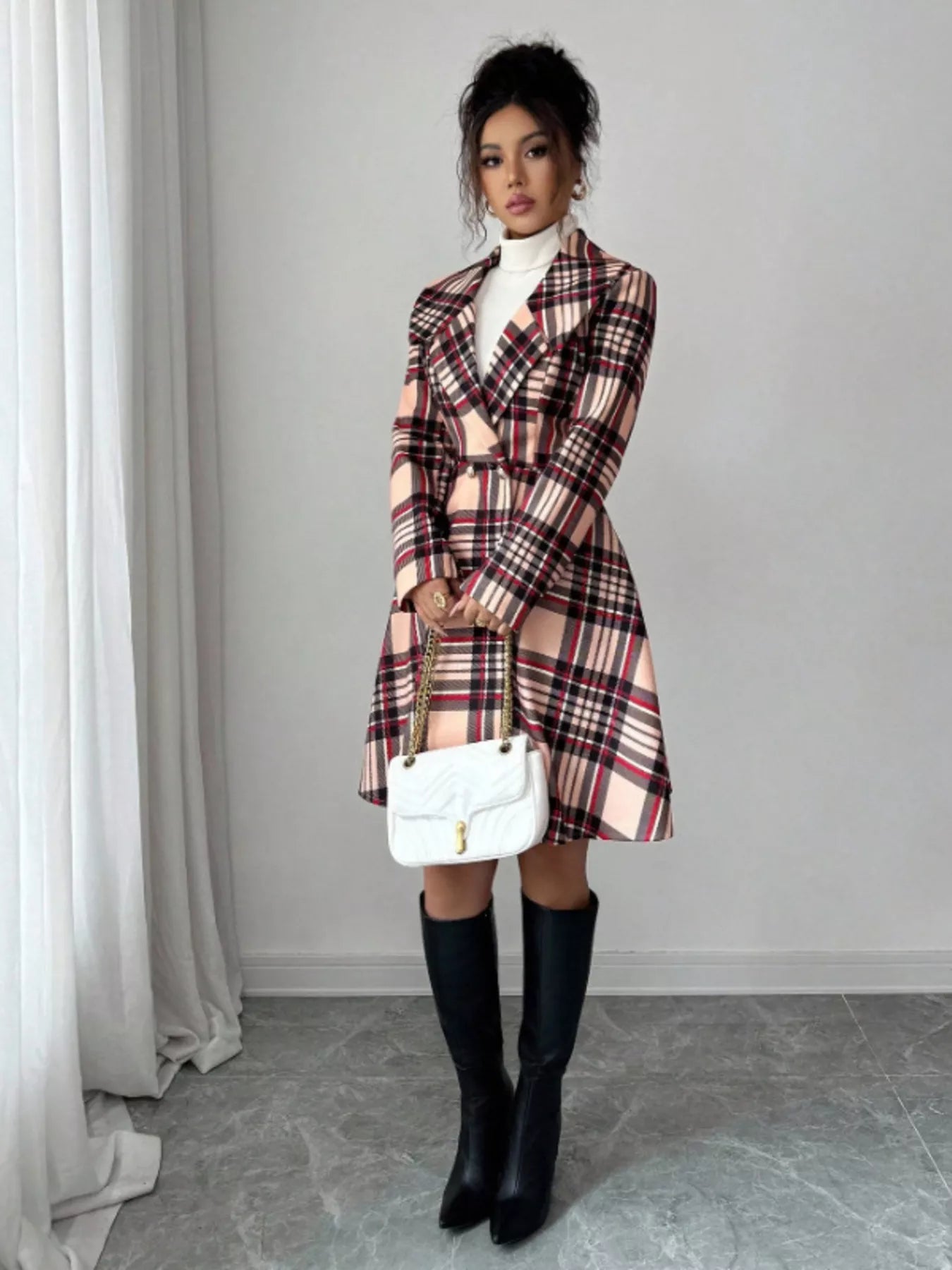 Plaid Button Up Long Sleeve Coat.