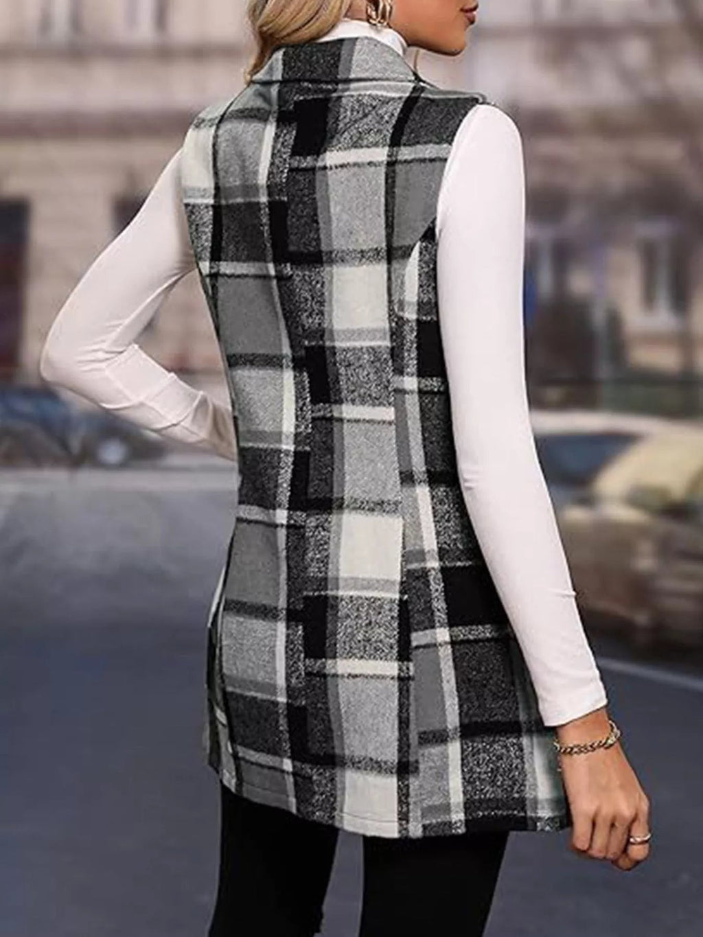 Stylish plaid vest for men, classic design with elegant patterns, perfect formal and casual attire.
