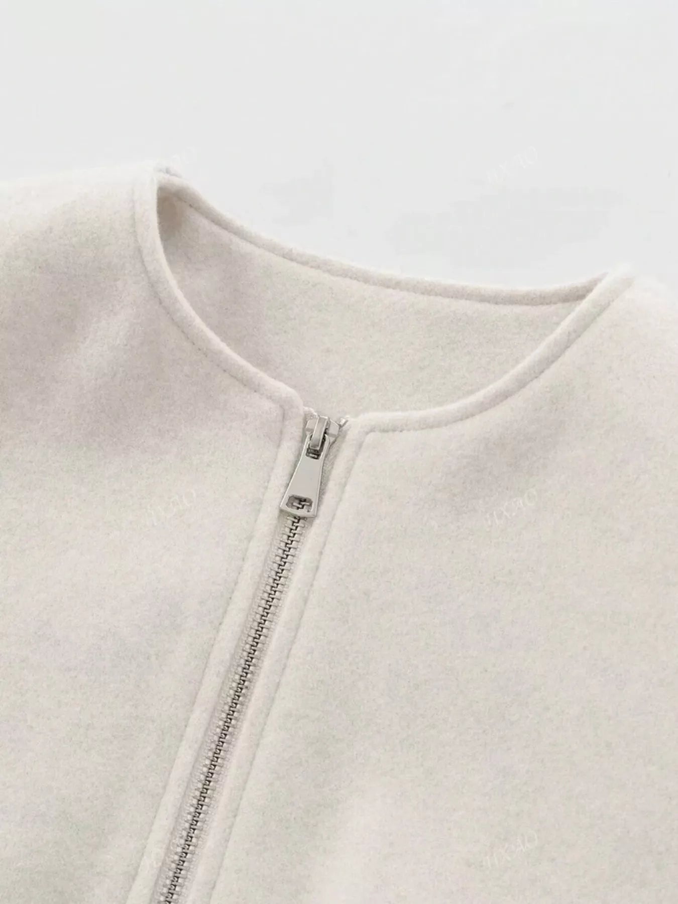 Plus Size Casual Fleece Zip-Up Bomber Jacket.