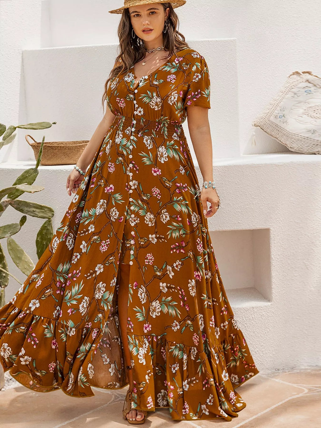 Plus Size Floral V-Neck Short Sleeve Dress.