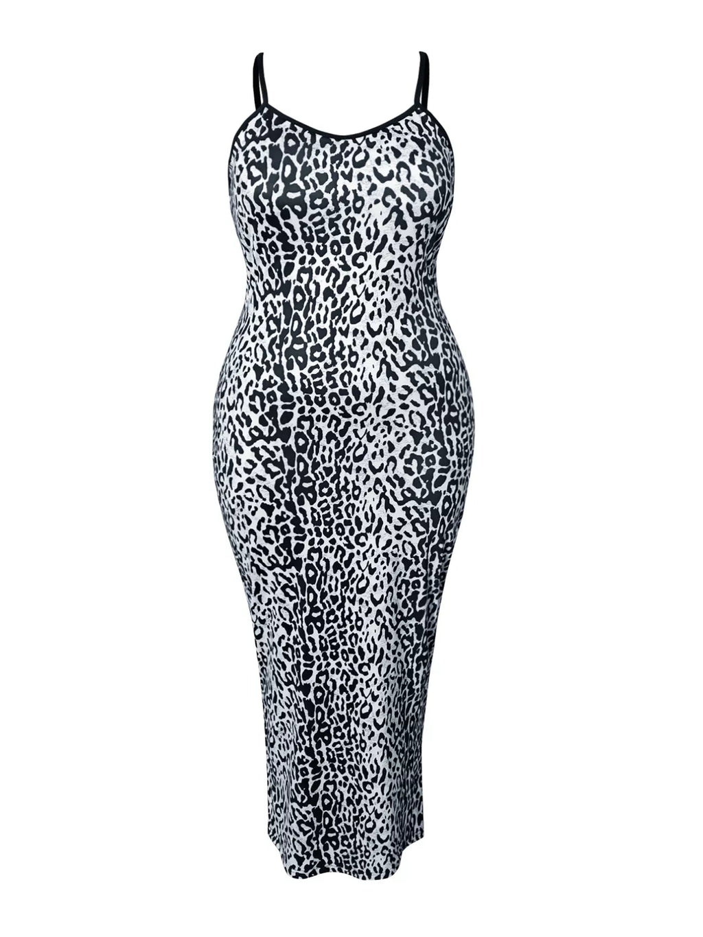 Elegant plus size leopard print maxi dress showcasing bold patterns and flattering silhouette for stylish occasions.