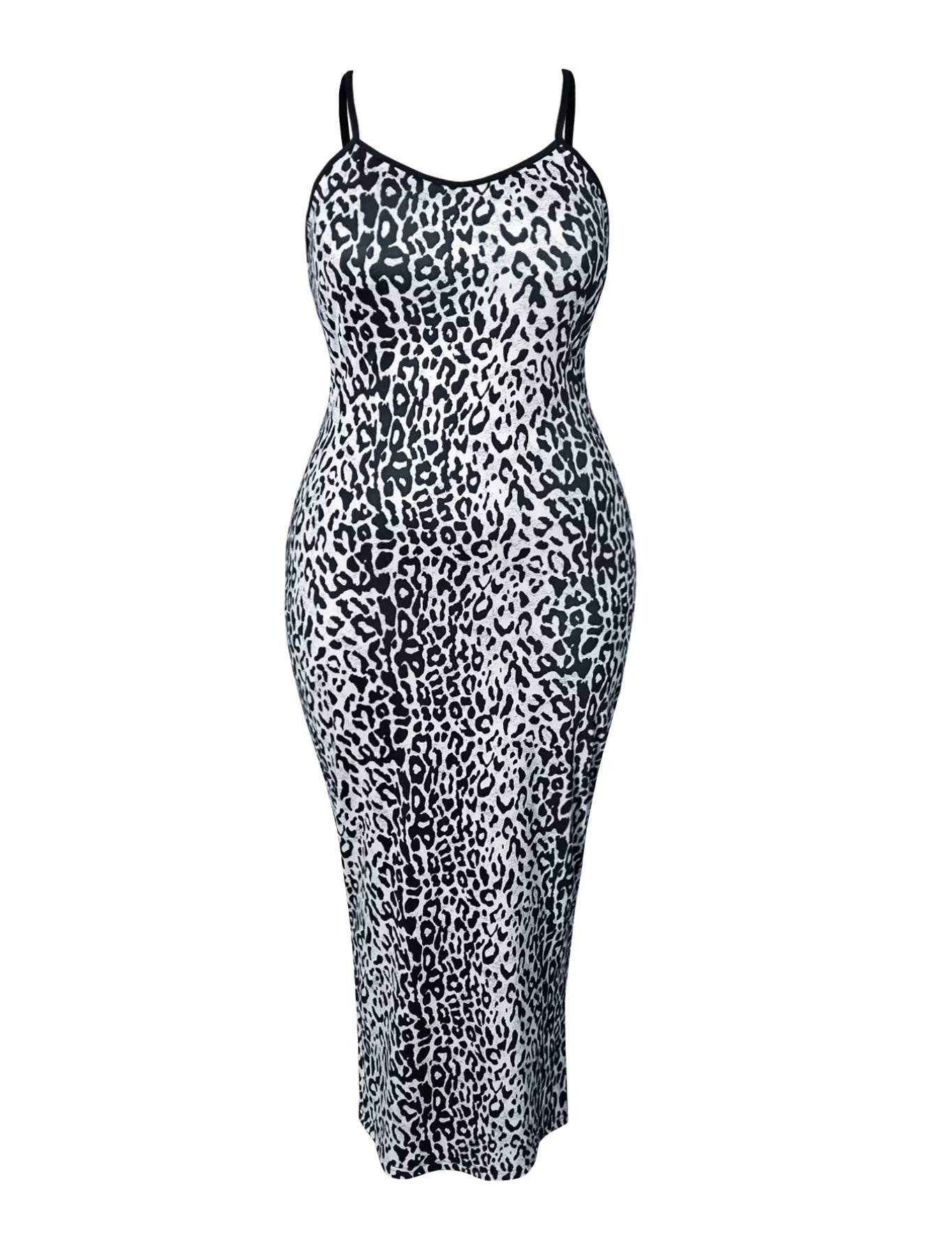 Elegant plus size leopard print maxi dress showcasing bold patterns and flattering silhouette for stylish occasions.