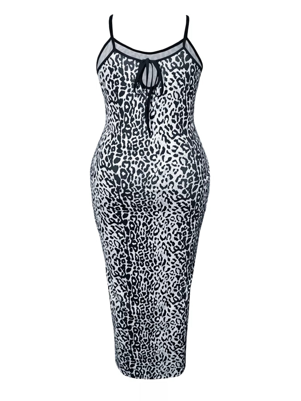 Elegant plus size leopard print maxi dress showcasing bold patterns and flattering silhouette for stylish occasions.