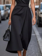 Round Neck Sleeveless Midi Dress.