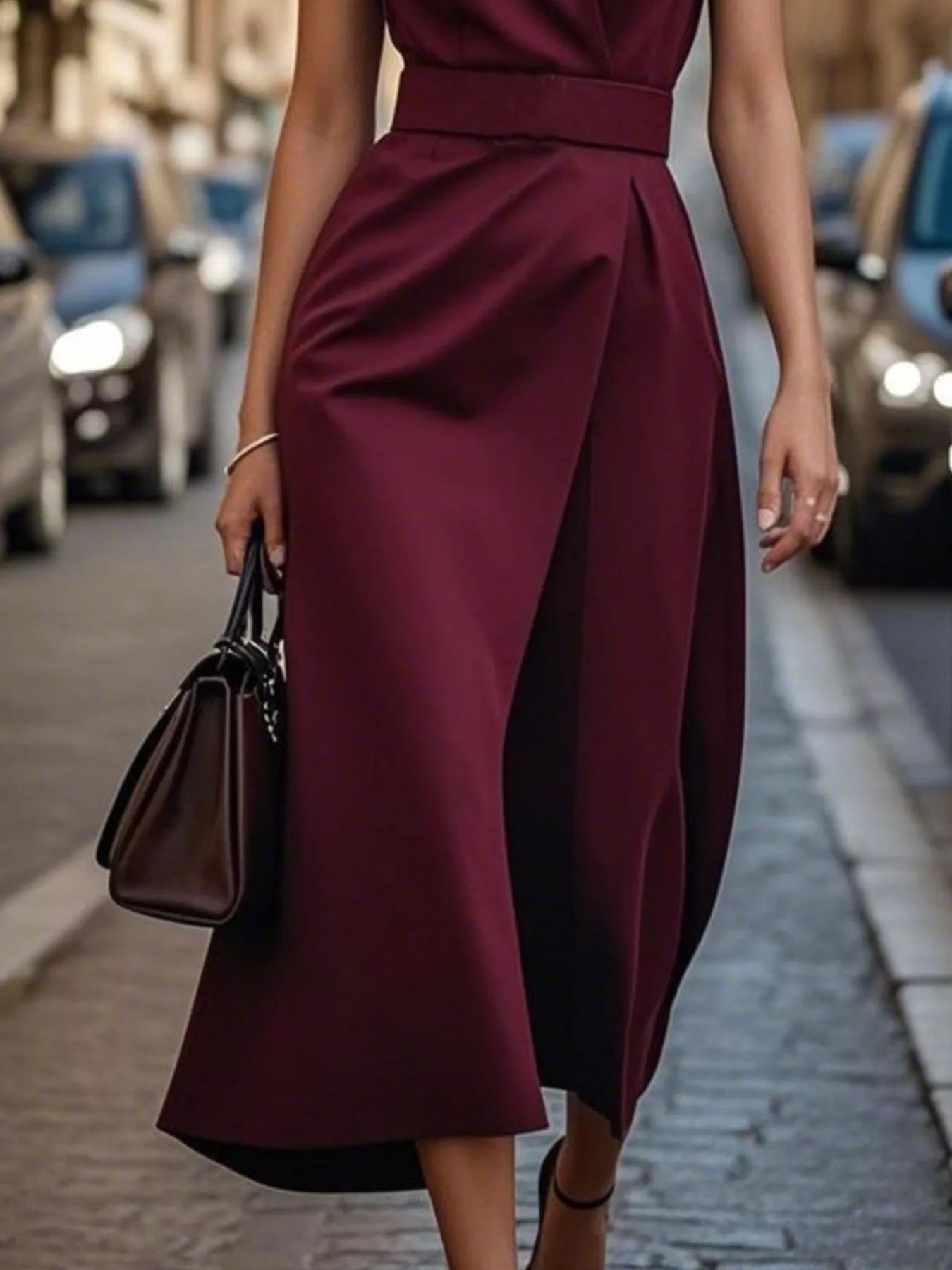 Round Neck Sleeveless Midi Dress