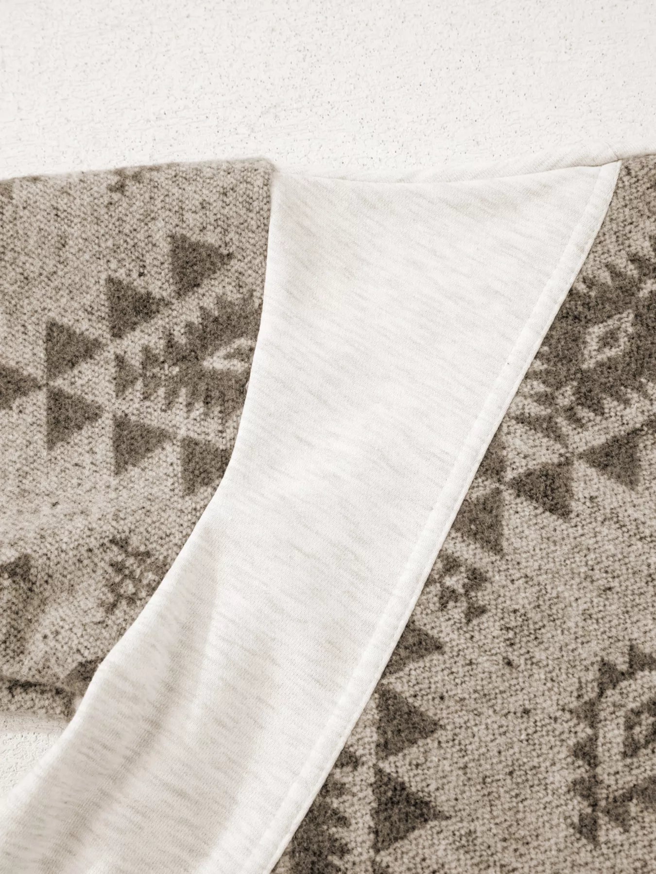 Western Aztec Print Color Block Patchwork Drawstring Hooded Shacket.